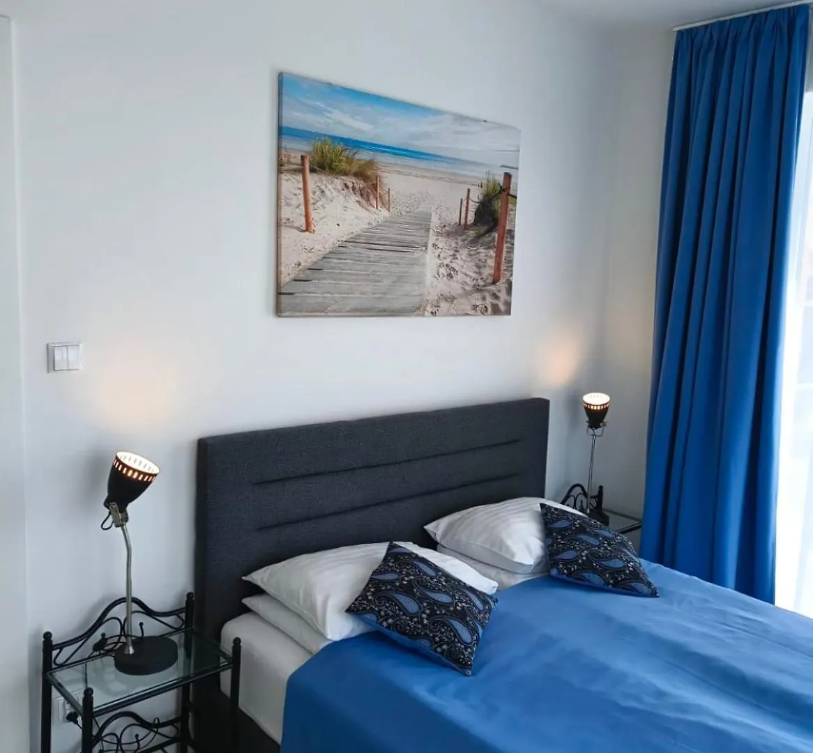 Daire Azure Baltic Apartamenty B&M Kolobrzeg